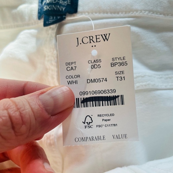 J. crew Mid Rise Skinny Jean White Denim NWT 31 tall - Picture 6 of 10